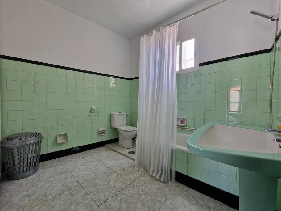 Апартаменты Casa Tranquila En Эль-Грове Экстерьер фото